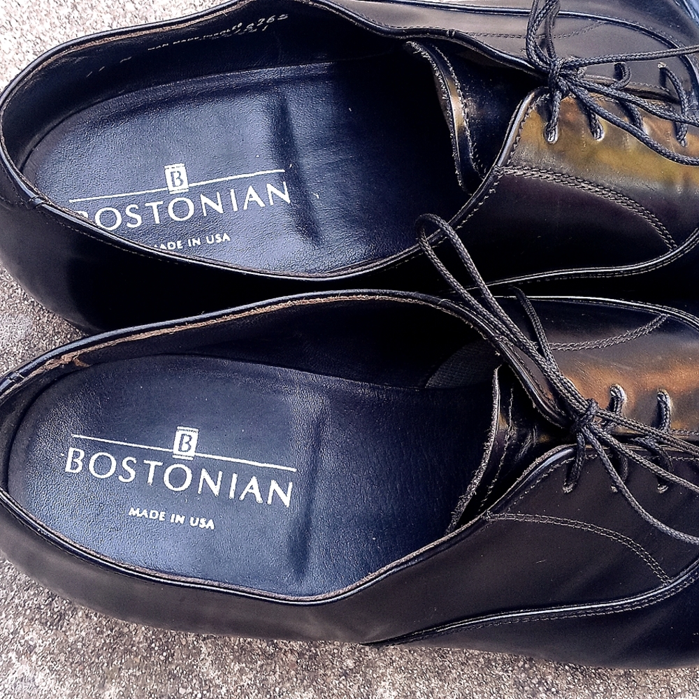 Bostonian Made in USA, Men Size 11M, Black Leather Oxford, Preowned.